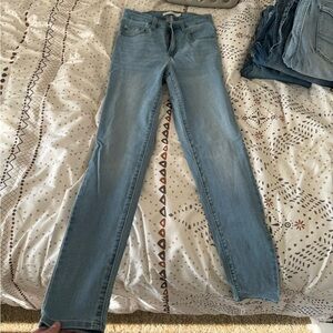 721 High Rise Skinny Levi's